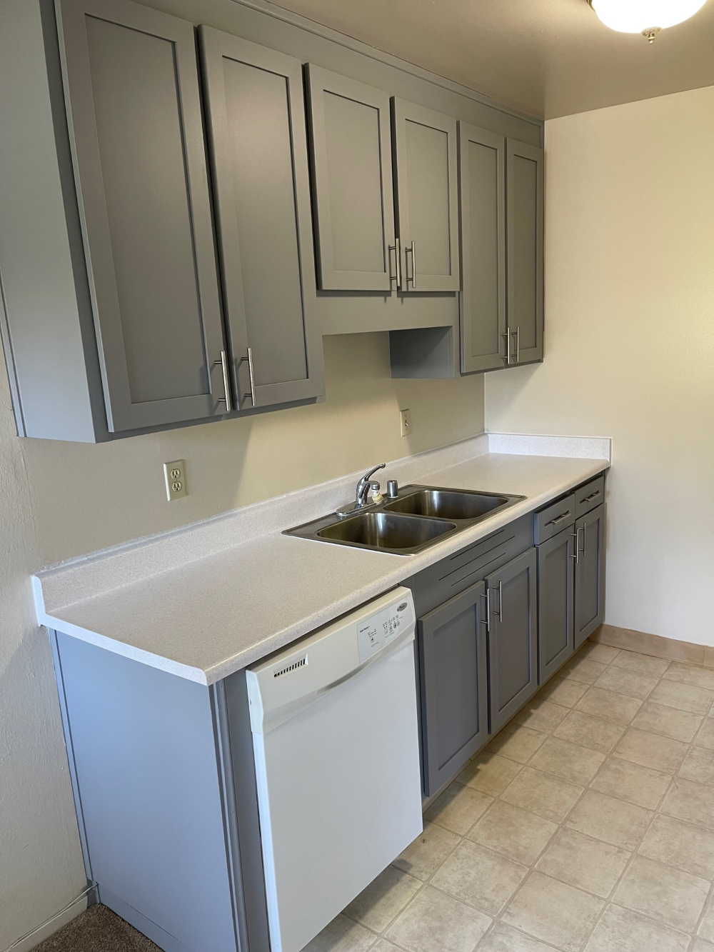 Cabinet Refinishinging Sacramento
